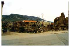 Mostar, aprile 1996: distrutta dalle bombe anche la zona crota.
