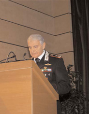 Immagine raffigurante il Comandante della Scuola Ufficiali Carabinieri Gen. D. Vittorio Barbato