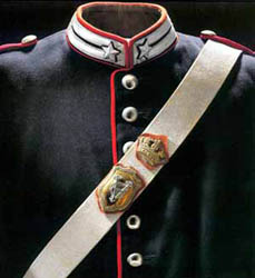 Giubba per uniforme da campo si Corazziere, con bandoliera. Epoca del regno di Vittorio Emanuele III