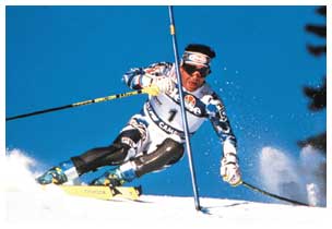 Alberto Tomba in azione nello slalom speciale.