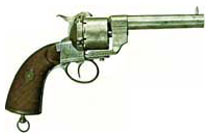 Revolver italo-francese a spillo mod. 1861 in dotazione ai carabinieri fino al 1875: calibro mm. 11 con anima della canna rigata.