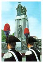 Torino, il Monumento nazionale al Carabiniere.
